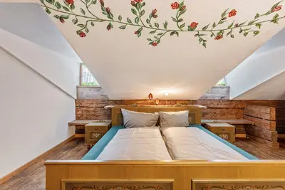 Image de Chambre 'Fuchswirt 01 - Doppelzimmer' avec vue sur la montagne, jardin partagé et Wi-Fi