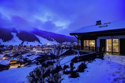 Image de Sleeps 8-10 with Hot tub and mountain views