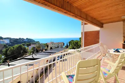Image de California. Apartamento con vistas al mar en Roses, 2 dormitorios.
