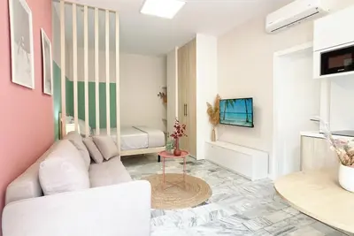 Image de Promo Price - Home by the sea