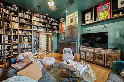 Image de Novel Retreat | Hot Tub | Sauna | Library | SoCo