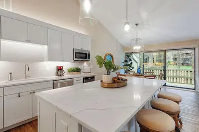 Image de Abbey Springs | Private Community & Amenities!