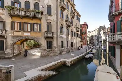 Image de Santa Lucia Canal View by Wonderful Italy