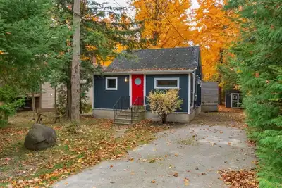 Image de Cozy Cabin Retreat * HotTub * FirePit * 100\" Projector