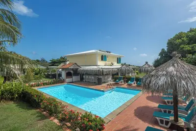 Image de Villa de prestige bord de mer, piscine, 8 chambres *****