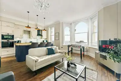 Image de Remarkable Penthouse - Sea Views