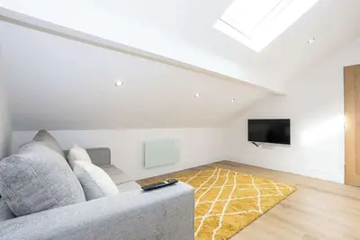 Image de New! Spacious Flat in Greater Manchester, Sleeps 4