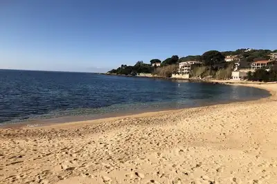 Image de Appartement Pieds Dans L'Eau Corse Du Sud (1 Minute A Pied De La Plage)