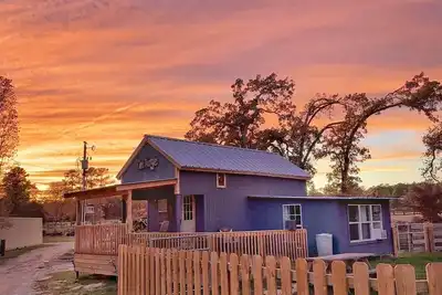 Image de Charming cottage with Ac and WiFi in enchanting Richards