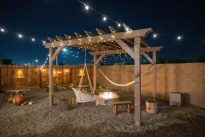 Image de New Spacious 5 Bed 3 Bath Vacation House near Sequoia /w Tub, Bbq, Ev