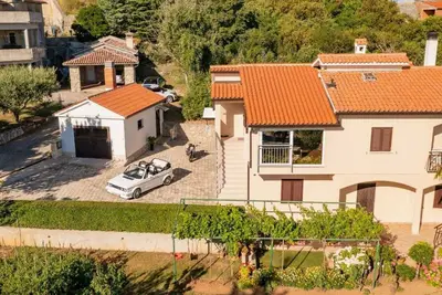 Image de Stylish Two Bedroom Apartment in Labin - Two Bedroom Apartment with Terrace