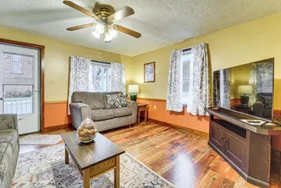 Image de Grill, Dine & Relax Outside: Home in Tyrone!