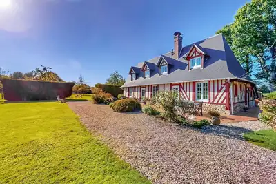 Image de Belle maison à Foulbec avec WiFi