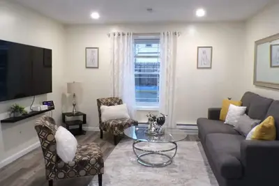 Image de Your cozy home near Nyc-2br/1ba