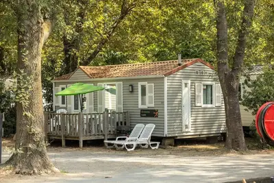 Image de Mobil-home | Classic | 2 Ch. | 5 pers. | Terrasse surélevée non couverte | A/C