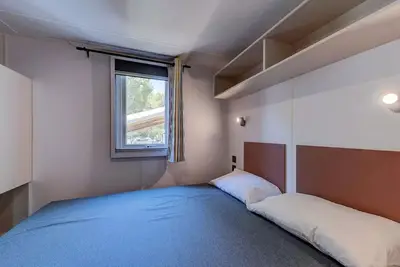 Image de Mobil-home | Comfort Xl | 3 Ch. | 6 pers. | Terrasse surélevée | A/C | Tv