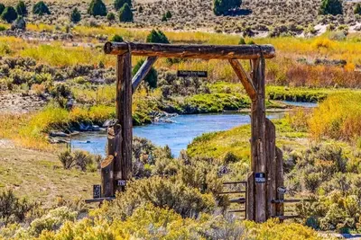 Image de Rustic Riverside Retreat on 7 acres at the steps of Bryce Canyon National Park
