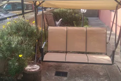 Appartement 'Al Giardino Da Teresina' avec jardin privé et climatisation