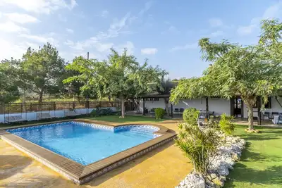 Image de Maison de campagne \"Los Caleros\" avec vue sur le lac, piscine privée et Wi-Fi
