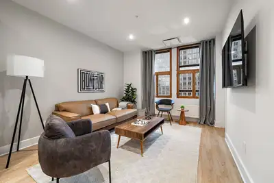 Image de Historic Luxury Old Mtl apt - 3br-2br