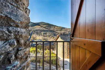 Image de Appartement \"El Case\" avec vue sur la montagne et jardin privé