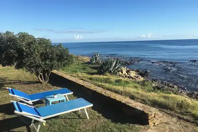Image de Maison Sur La Mer, Pieds Dans L'Eau \nVUE Imprenable Avec Jardin Et Plage Privee