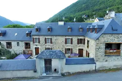 Image de Maison 'Gite De Charme A Guchan Avec Vue' avec Terrasse Privée, Balcon et Wi-Fi