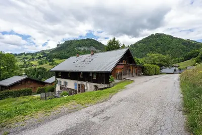Image de Appartement \"Le Chamois\" avec terrasse partagée, balcon et Wi-Fi