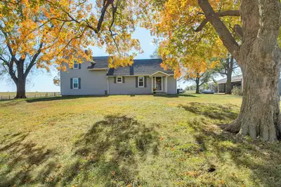 Image de 15 Mi to La Cygne Lake: Peaceful Ranch Home