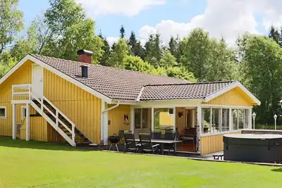 Image de 4 etoiles maison de vacances a OSKARSTRĂ–M
