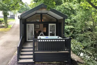 Image de Riverside Family Pod Ht (Pet)