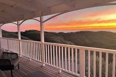 Image de Shore House: Beautiful New Beach House With Breathtaking Views of Atlantic Ocean