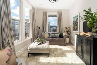 Image de City-Center Gem: Historic House with Modern Comfort!