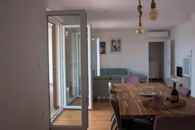 Image de Villa on the island of Hvar by the sea, suitable for summer and winter holidays