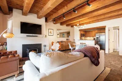 Image de Valdez Vista - Updated 2 Bedroom Condo Close to Skiing