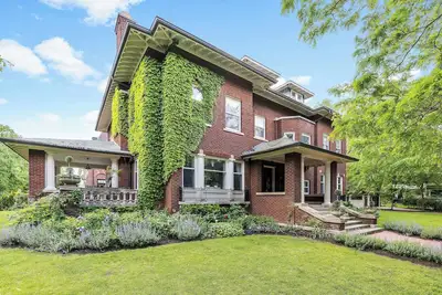 Image de Historic Manor House Private Guest Suite Evanston