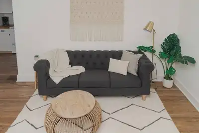 Image de Room 2-5 Summary:<br>In