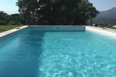 Image de Nouveau, Villa Dans Un Havre De Paix Avec Piscine Privee Et Jacuzzi
