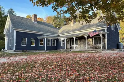 Image de 13 Beds, 17 Guests -Hot tub- 15 mins to Sunday River!