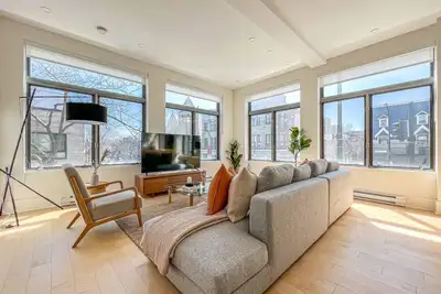 Image de Luxurious 2br - Plateau Mont-Royal 201