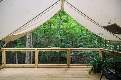 Image de Valley Overlook, Peninsula, Ohio - Glamping Tent P6