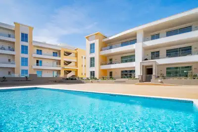 Image de Lagos Marina View 1 With Pool by Homing