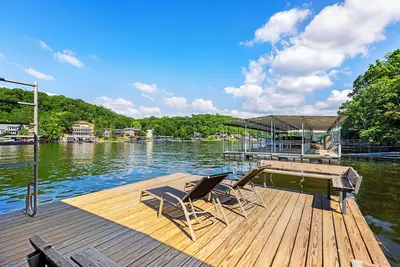 The Lake Shack – Waterfront Life