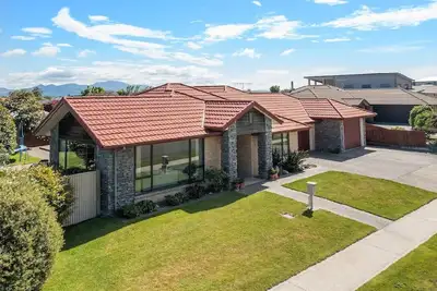 Image de Peaceful Retreat at Your Doorstep on Forest Park Drive