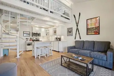 Image de Top-Level Studio with Loft Park City
