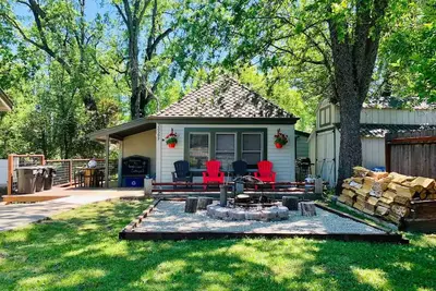 Image de Charming cottage in welcoming Soulsbyville with WiFi, and Ac.