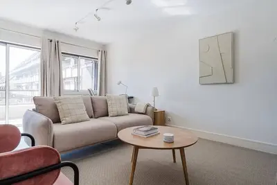 Image de Blueground | Estoril 2bd apartment