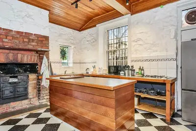 Image de Charming Home in the heat of trendy Fitzroy!