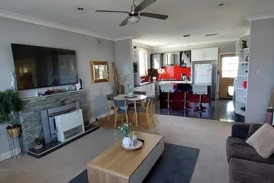 Image de McGowen Accommodation Family & Pet Friendly just a short walk to the local pool