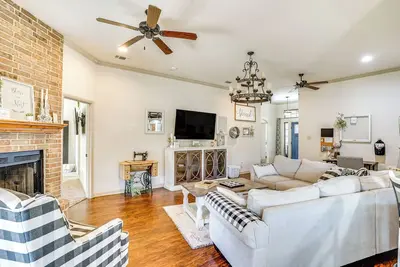 Image de Charming Home w/ Chiminea in Weatherford!